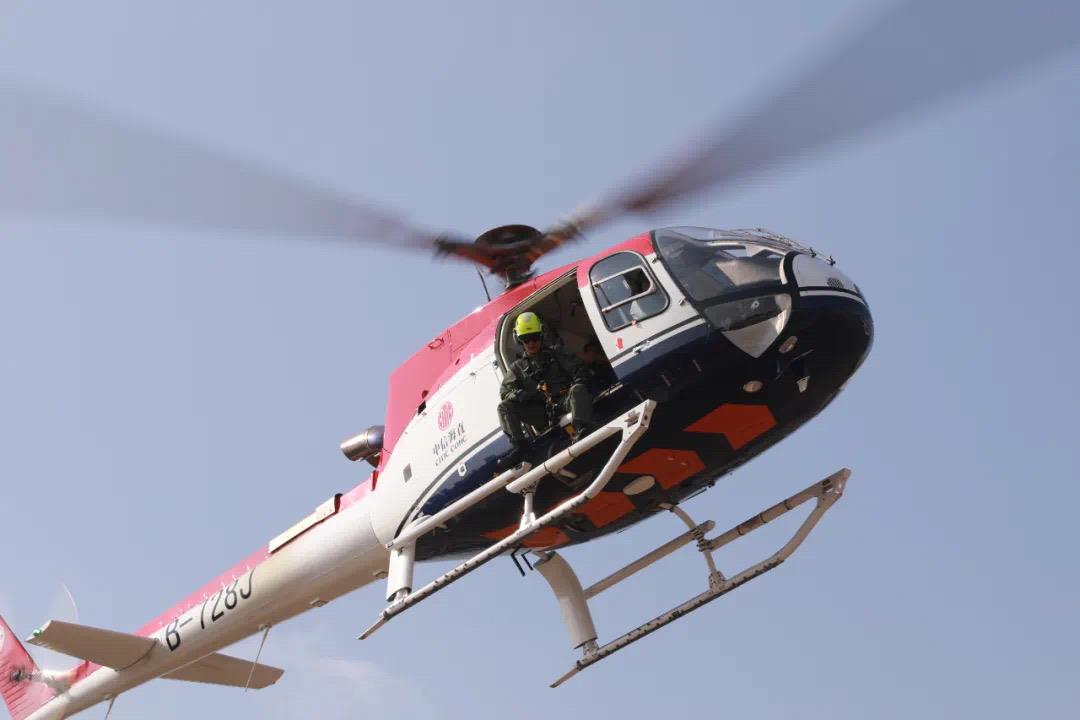 国内首次ac311a直升机完成直升机索降作业标准验证飞行