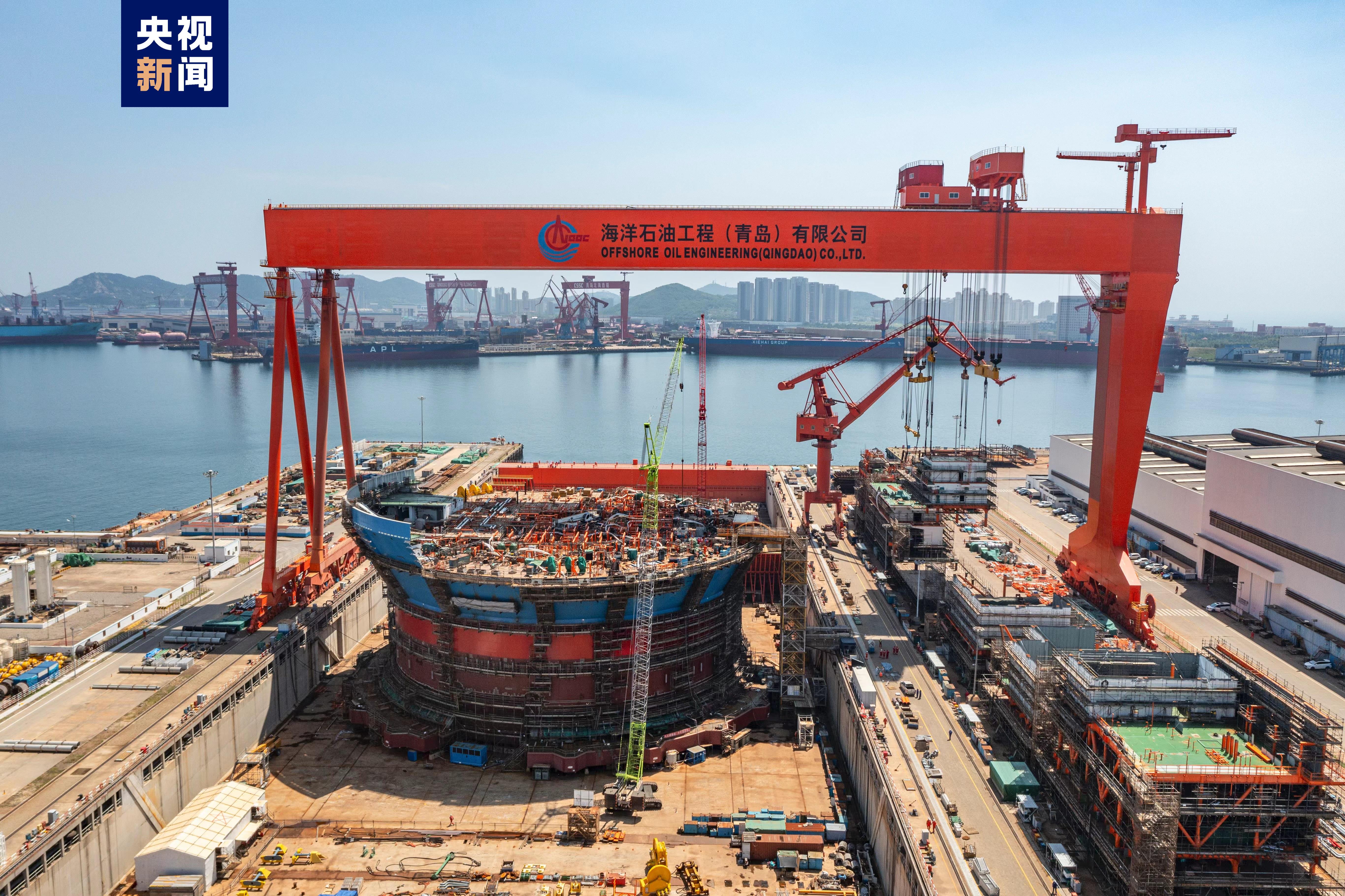 亚洲首艘新型“海上油气加工厂”船体建造完工