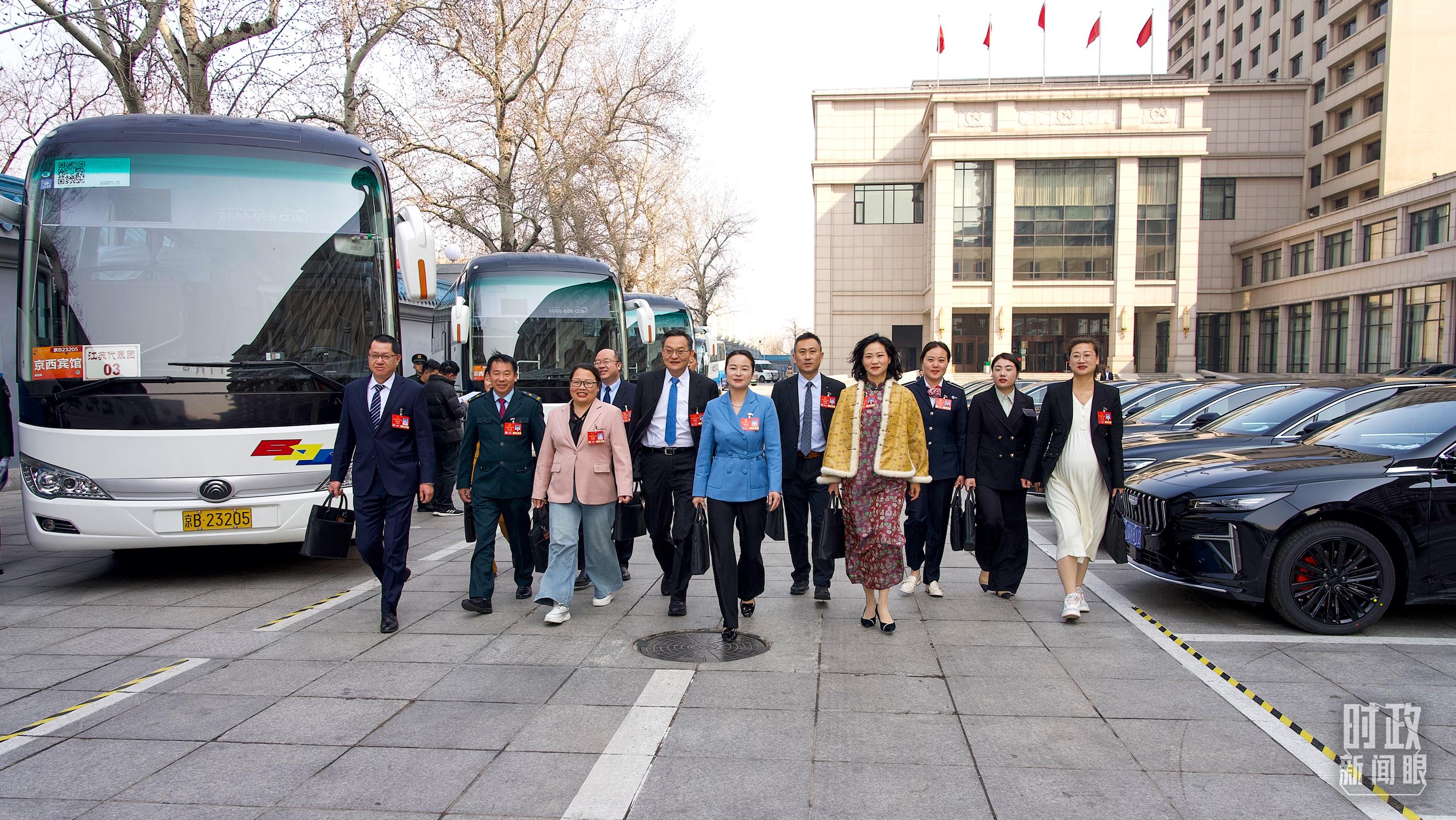 時政新聞眼丨經(jīng)濟大省如何挑大梁，習(xí)近平在江蘇代表團談到這些著力點