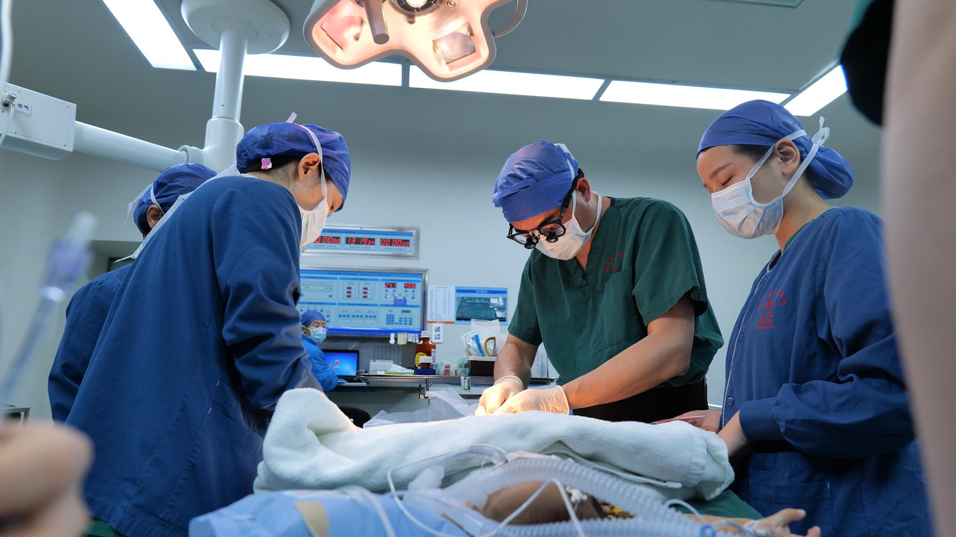 11名贵州先天性心脏病患儿在湖南接受免费治疗