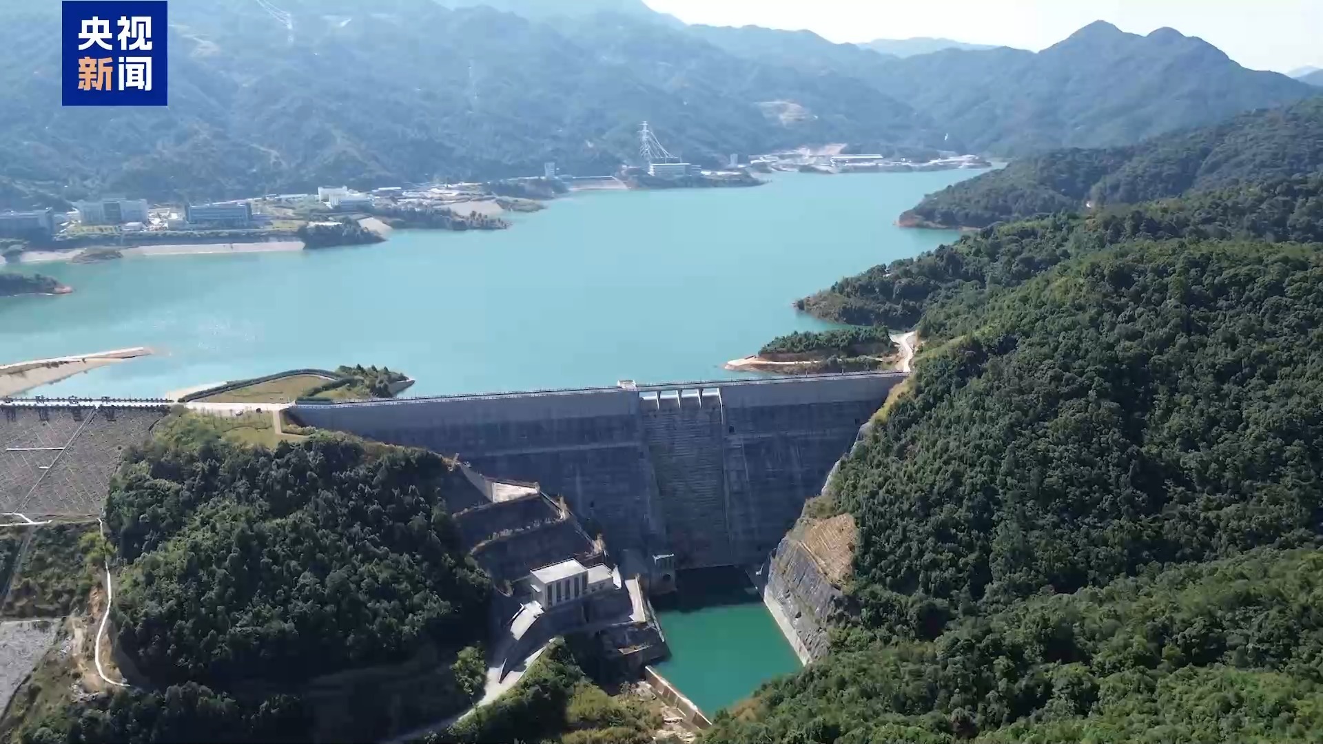 “地表超强材料”投产 无油发动机亮相 这些领域频传好消息