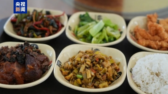 多地“宠客”模式开启！“五一”假期旅游第一餐，直奔政府食堂！停车场也免费开放了