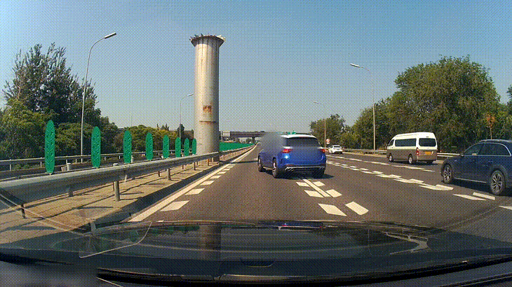 北京海淀警方通报：北五环路怒别车男子被拘