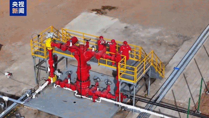 “地表超强材料”投产 无油发动机亮相 这些领域频传好消息