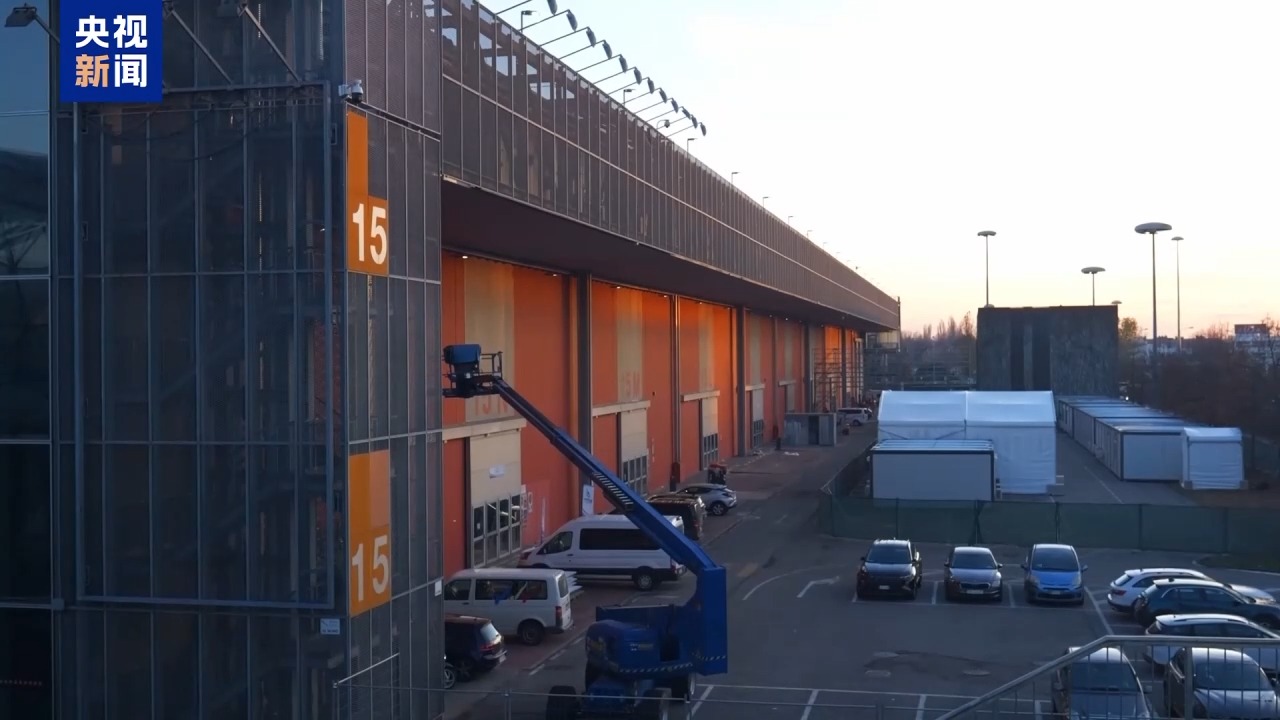 米兰冬奥会速滑场馆迎来首场测试赛