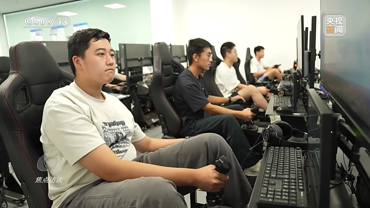 焦点访谈丨专业“上新”人才“出新”探寻教育新赛道