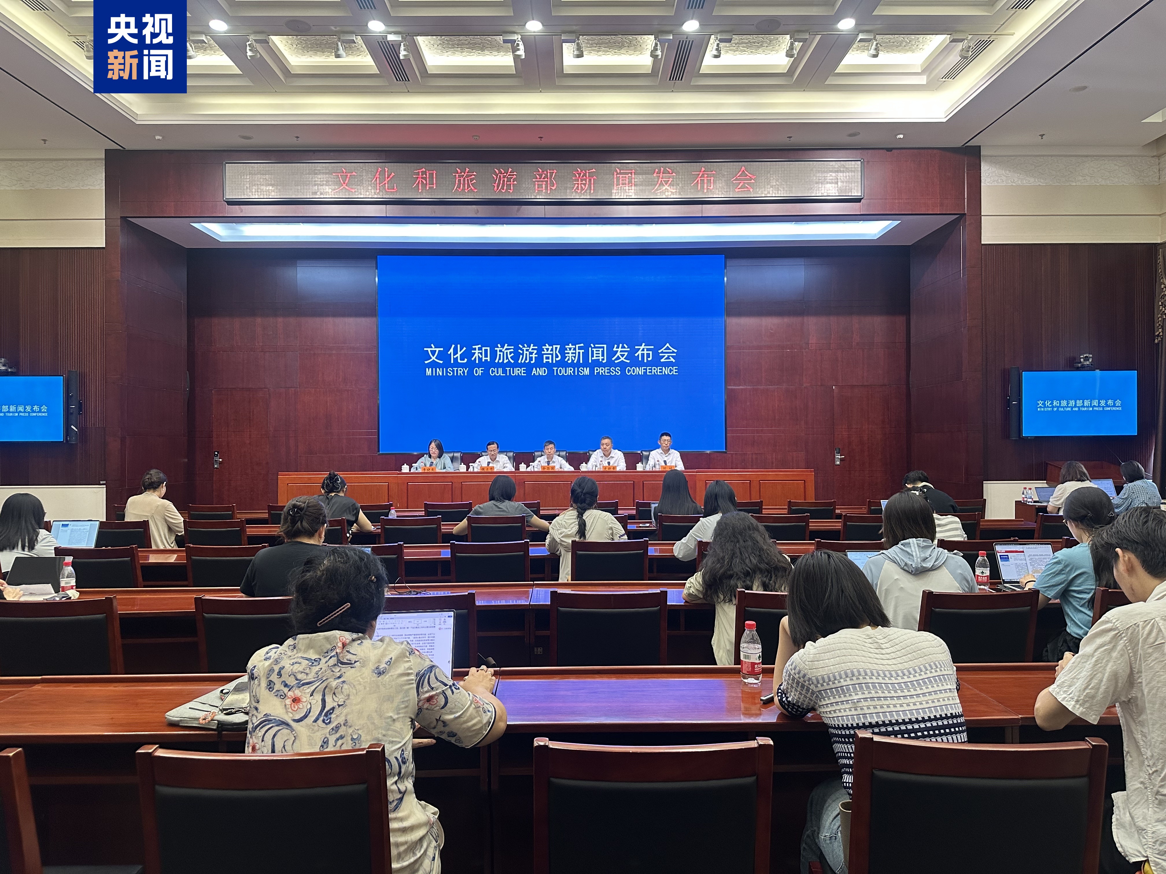 文化和旅游部：规范旅游市场秩序 对强迫购物“零容忍”