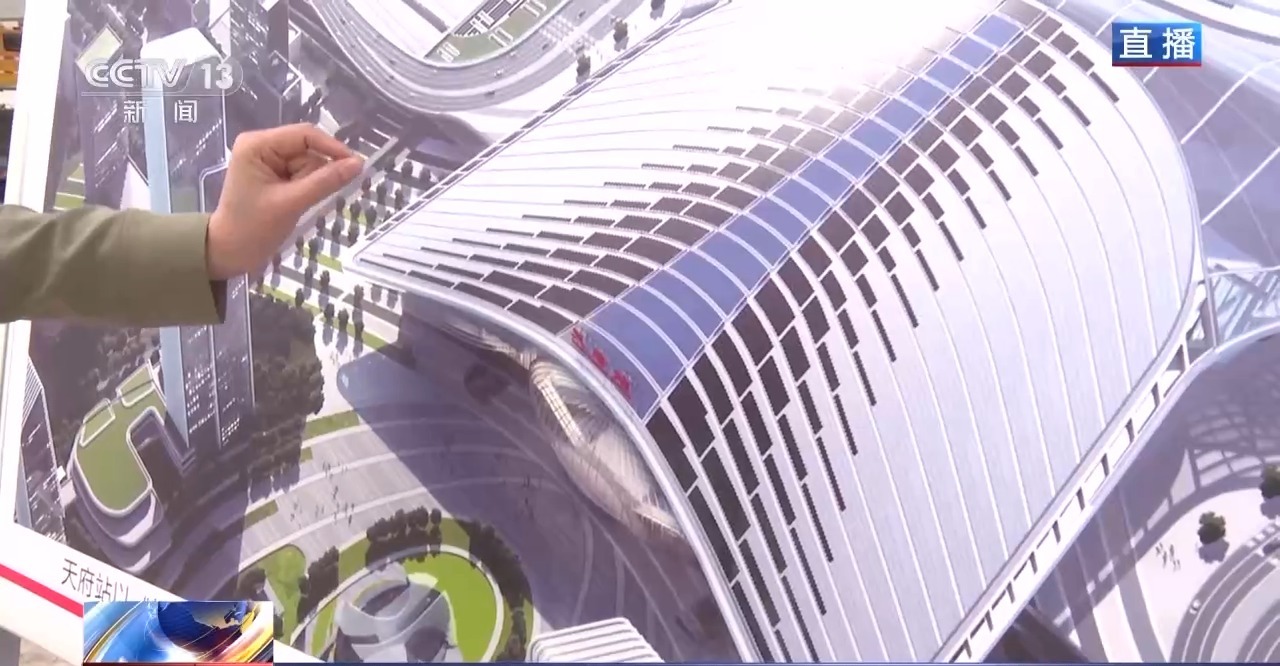 “钢筋铁骨”撑起未来之翼！四川最大高铁站天府站钢结构全面完工