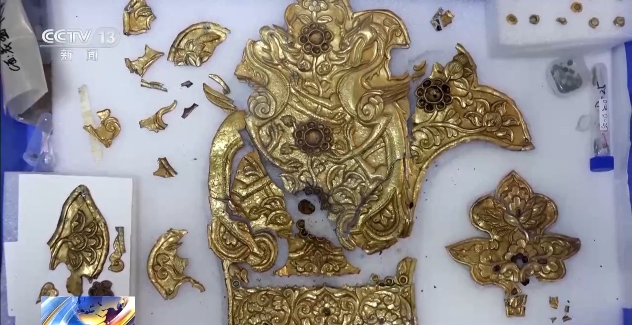 万次焊接不辍寻找 千年金冠现原貌获新生