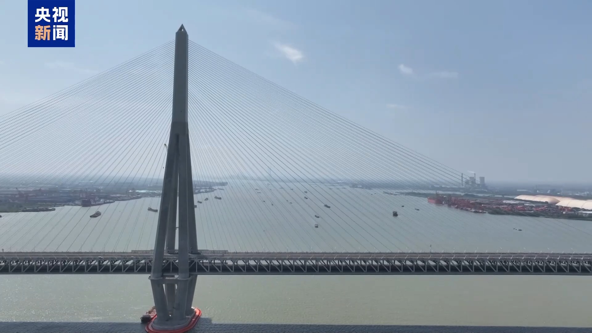 “动静结合”全面体检 常泰长江大桥全面开展荷载试验